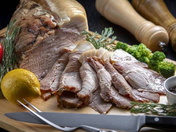 【夕食ビュッフェ】肉料理