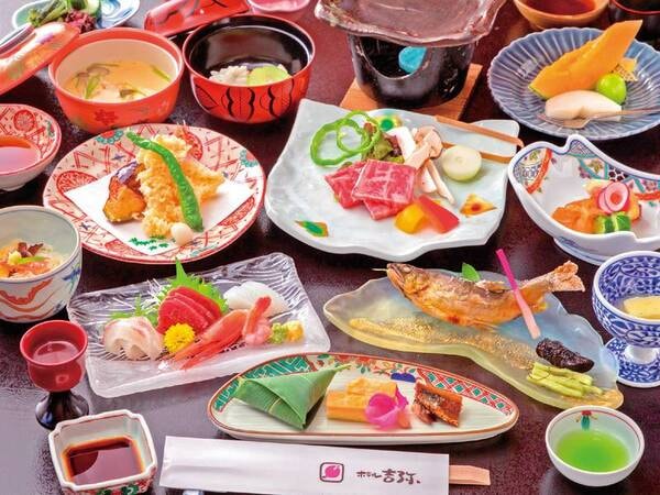 【信州牛付懐石/例】器はすべて有田焼のものを使用するなど、料理長のこだわりが光る懐石料理