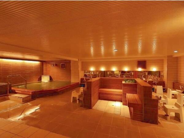 【大浴場】広々とした洗い場