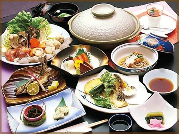 【名物そば鍋季節会席/例】 名物のそば鍋(信州味噌仕立て)等全8品