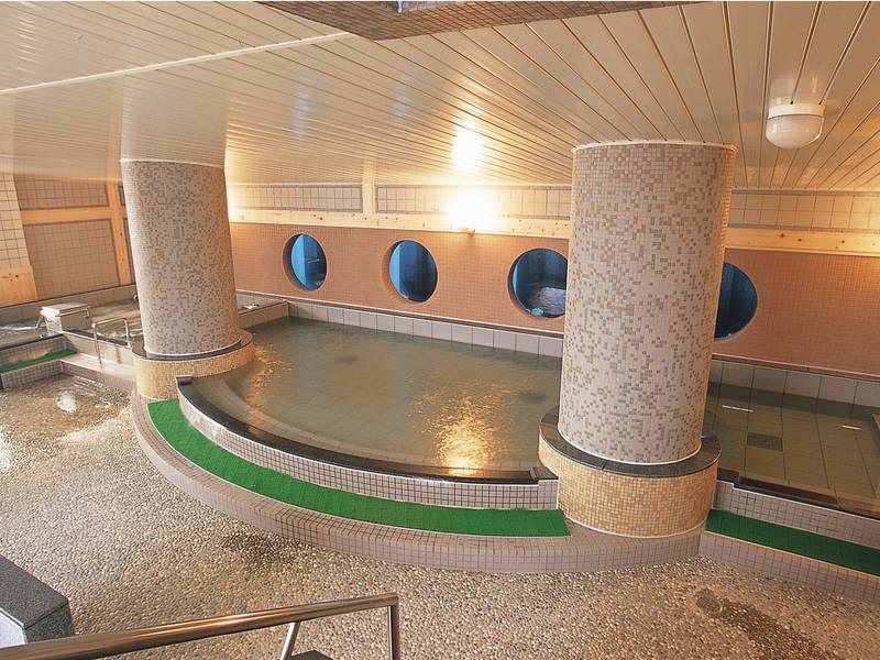 【大浴場】サウナやジェットバス完備で、チェックイン前・チェックアウト後のご入浴も無料♪