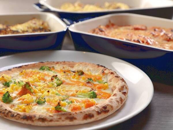 バイキングレストラン「苗場山」
「越後の旬を味わう」というコンセプトを元に、作りたてにこだわったお料理の数々をご用意 ※写真はイメージ 季節によって提供内容は異なります