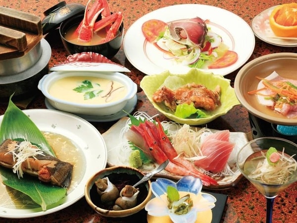 ずわい蟹・あわびが付いた、海鮮自慢のお料理