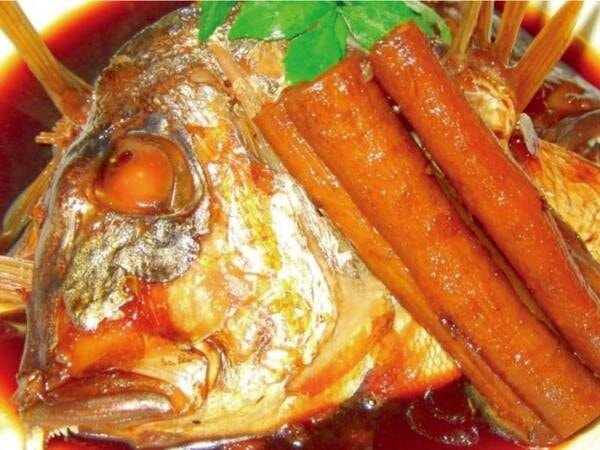 ［期間限定］四季彩会席/４月の一例 鯛のかぶと煮※5月以降は変更となります。