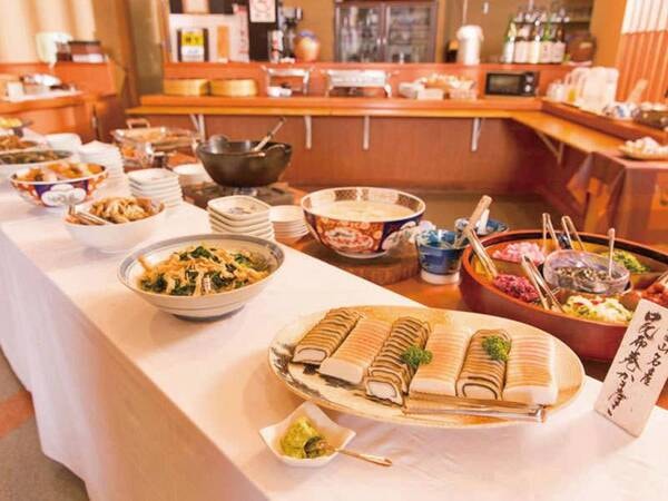 【朝食/例】富山の食材バイキング、状況によって和定食の場合もあり※選択不可