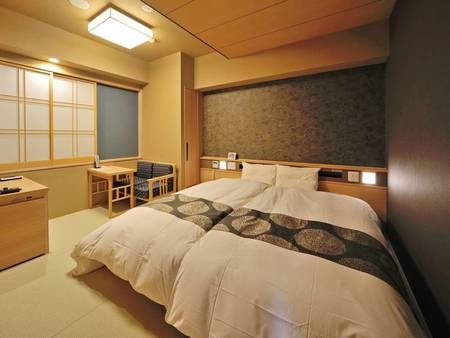 【20㎡ハリウッドツイン/例】100cm×195cmのベッド2台を並べた天然温泉檜風呂付の客室