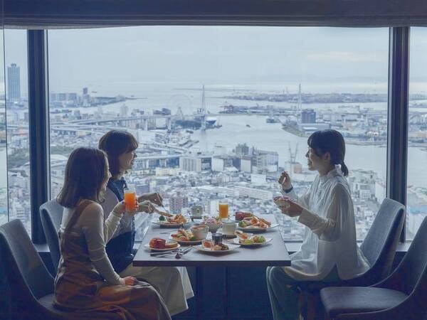 地上120ｍで味わう朝食ビュッフェ