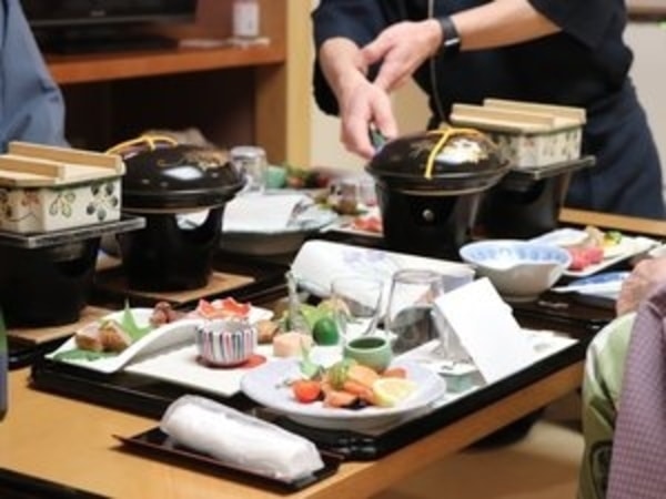 部屋食イメージ