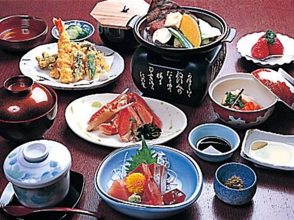 食材を厳選した加賀懐石最上級料理＜松コース＞