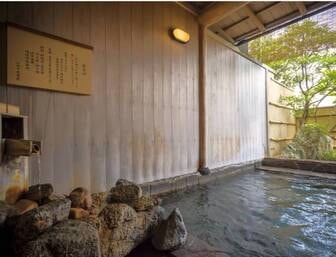 片山津温泉 かのや光楽苑/【女性大浴場】庭園露天風呂