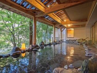 白鷺湯 たわらや／【渓流露天風呂】鶴仙渓を望む絶景露天風呂