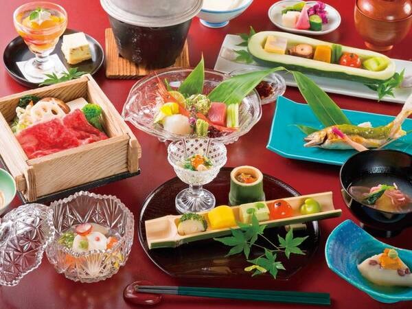 【料理長厳選！遊菜会席夕食/例】地元食材や毎朝仕入れる日本海の幸を堪能できる