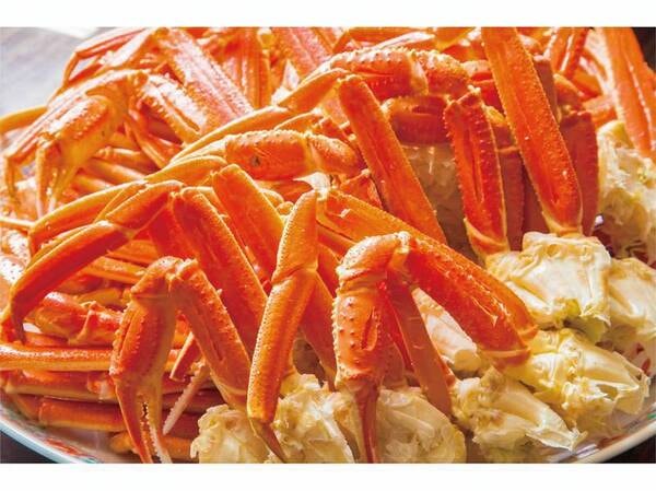 【劇場型ビュッフェ/例】ずわい蟹足も食べ放題
