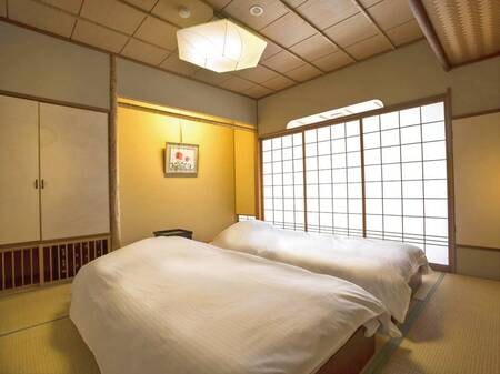 ローベット付きジュニアスイート／例