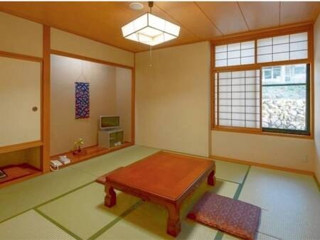 おまかせ客室(素泊まり)/例 お部屋は6畳〜8畳和室、洋室他 宿にお任せとなりご希望はご指定は 出来かねます。お子様のご宿泊はお電話にてお問い合わせください。