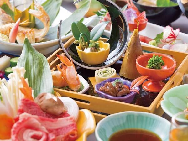 【ゆこ特】【ペット同食半個室食事処付】19500円プラン/例 海の幸、山の幸など素材の旨みを活かした自慢の懐石料理を味わう