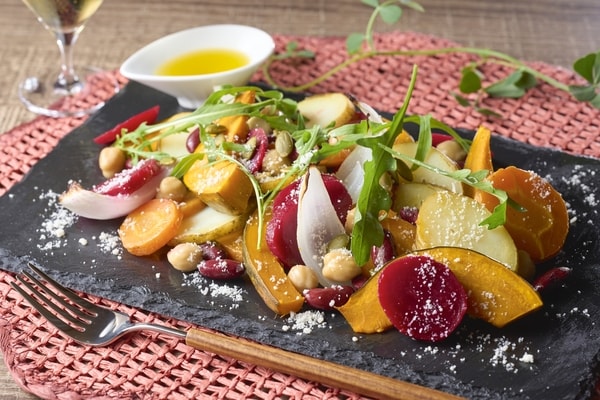 【9月1日～2月28日まで】ベイクド野菜のサラダ