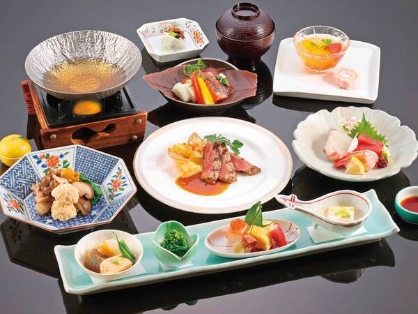 【和洋折衷会席/例】前菜・お造り・椀替り・焼肴・国産牛料理など和洋折衷の料理が並ぶ約8品