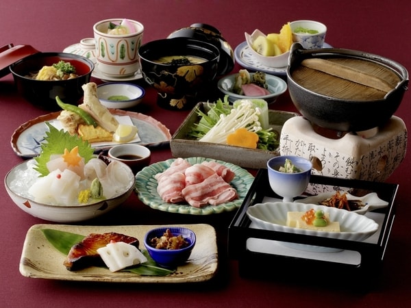 【旬味和会席プラン/例】板長自ら市場に出向き吟味した食材を提供する