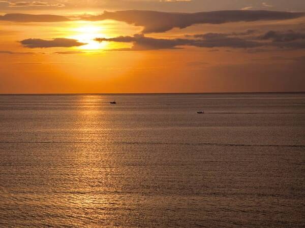 天気が良ければ朝日も！海側客室眺望/一例