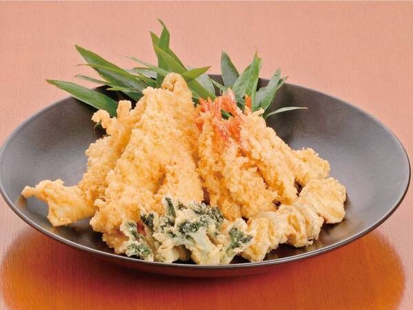 【バイキング/例】揚げたて天ぷらも食べ放題！