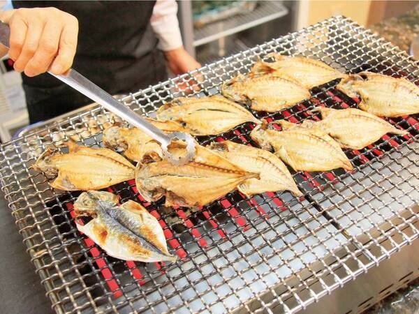 【朝食/例】伊豆と言えば!アジの干物は温かいうちに
