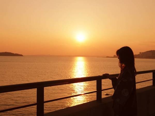 三河湾に沈む夕日はまさに絶景