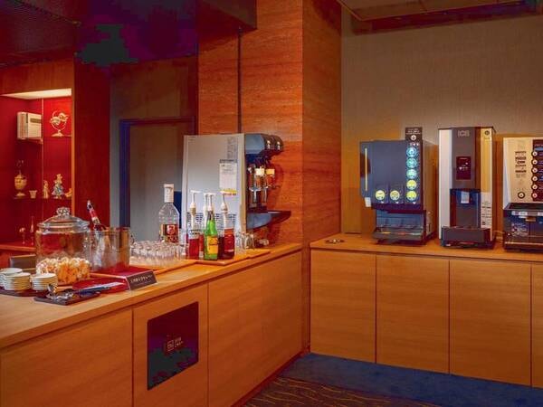 フリードリンクラウンジ★生ビールも無料★