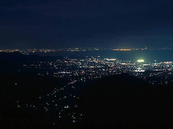 蒲郡市内の夜景