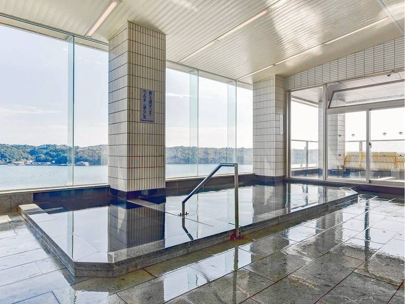 【6階/大浴場】展望大浴場『的矢の湾・志摩の湾』