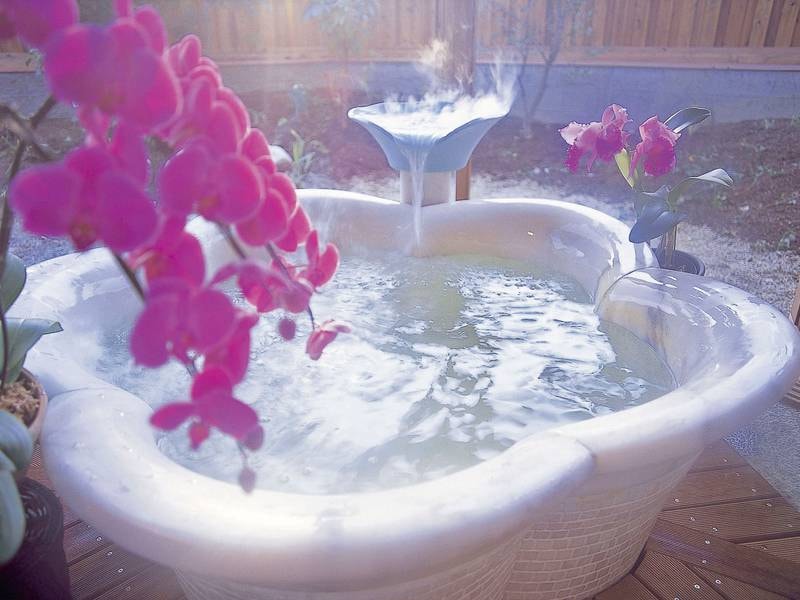 【「花」と「海」（1階）】だれにも気兼ねなくゆっくり