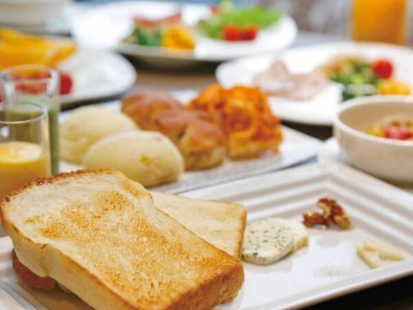 【朝食/例】しあわせの朝食パンが人気