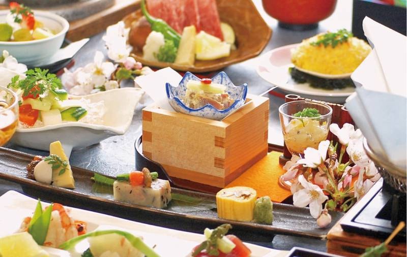 伊勢神宮のお膝元 鳥羽 胡蝶蘭の「特選☆季節の味自慢☆創作会席◇香陽