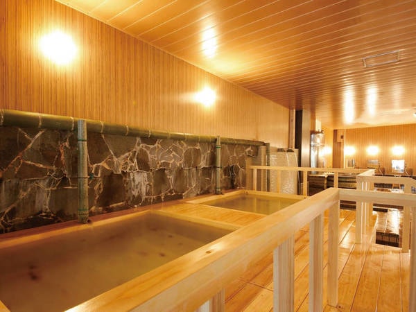 【大浴場】良質な檜を使用したプレミアム檜風呂