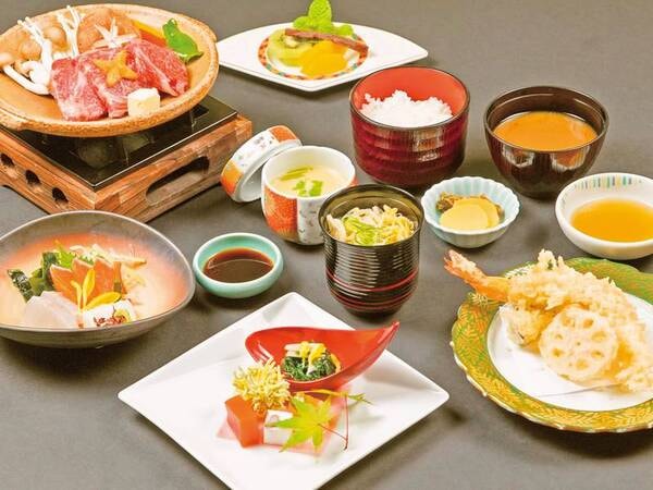 【しのび会席/例】旬の味覚を存分に味わえる。◆お造り◆牛陶板焼き◆伊賀米コシヒカリ等全約10品の和洋創作会席