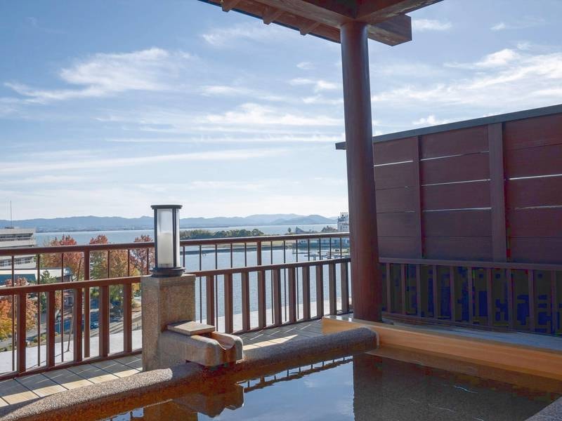 6階屋上貸切露天風呂「湖悠殿」