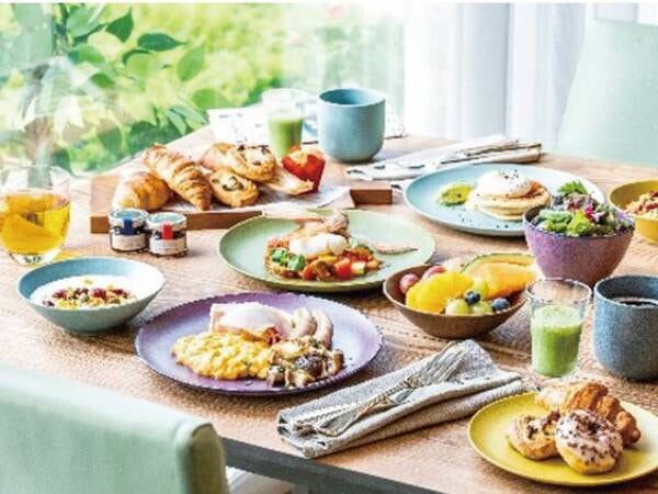 【朝食／一例】朝食はカフェテリア形式で和洋食べ放題