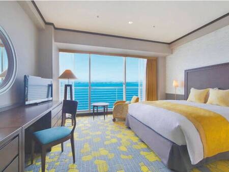 【デラックスフロア ルミナ／ダブル一例】明るく開放的な空間