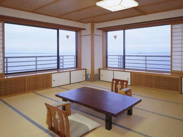 【京近江】琵琶湖一望の露天風呂付客室/一例