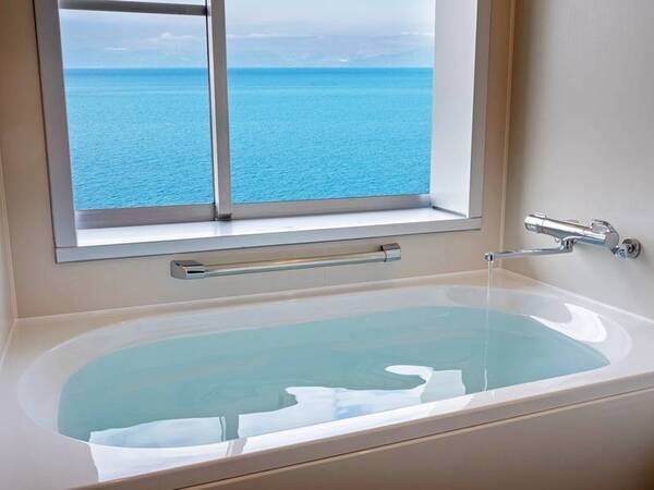 客室風呂　ビューバスフォース/琵琶湖の景色を眺めながら入浴