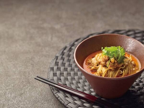 ビュッフェ/担々麺