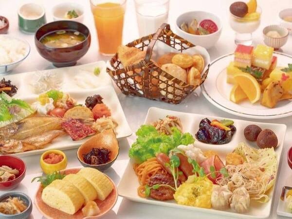 朝食/例。カレイや干物やあつあつだし巻き玉子、丹後のコシヒカリのつやつやご飯など、地元食材にこだわったバイキング