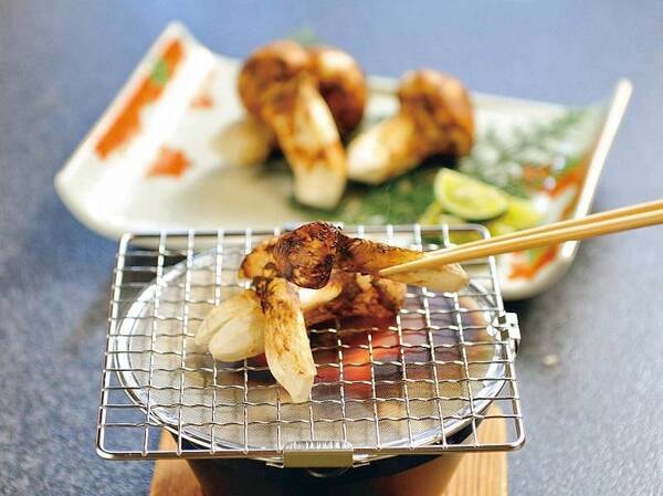 【焼き松茸付き海鮮会席/写真一例】秋と言えば「焼き松茸」