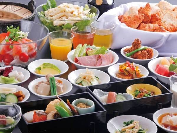 朝食は和食膳+セミバイキングをご用意/一例