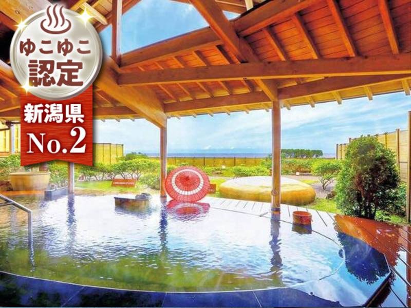 【朝凪】晴れていれば、青空と海のコントラストが楽しめます