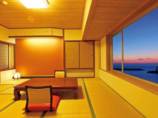 日本の渚１００選『竹野浜海岸』を一望できるお部屋／客室一例