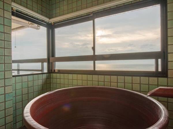 *【和室16畳】播磨灘を見渡せる展望風呂付きです。※温泉ではございません。