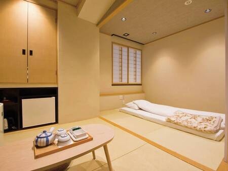 コンフォート和室8畳【キャビン型シャワーブース】