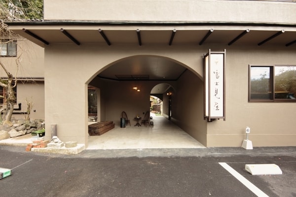 本館外観