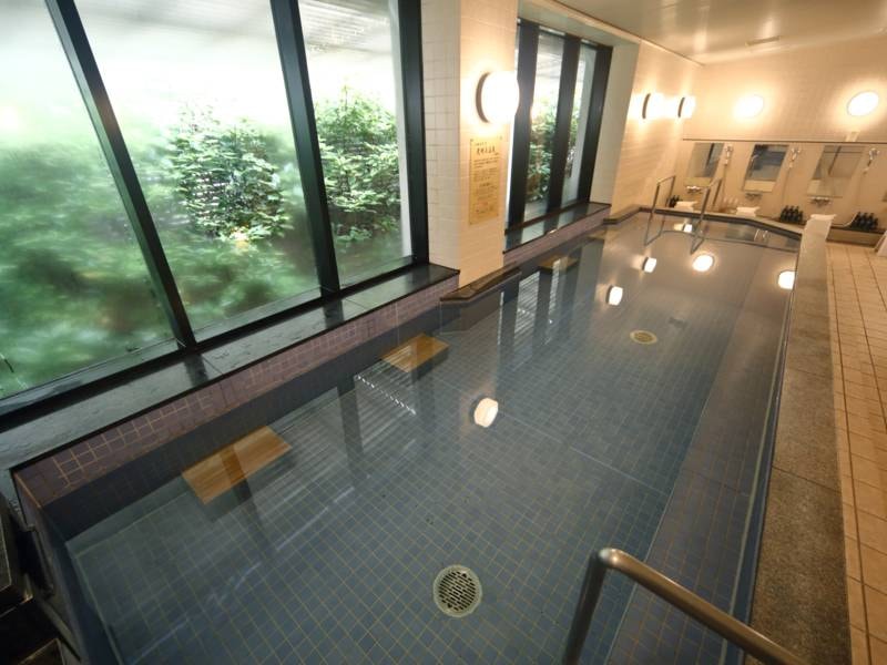 【ご宿泊者専用浴場】やわらかなお湯に身を沈め、ゆっくりとお寛ぎください